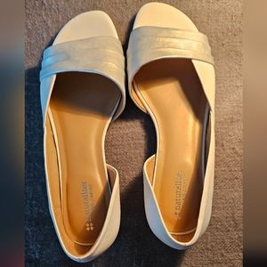 Naturalizer Flats, White, and Silver, Woman's Size 91/2.